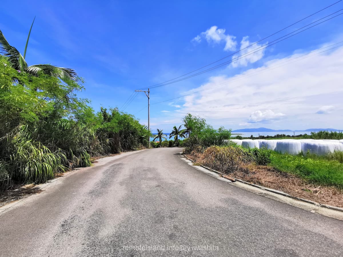 02ビーチへの道.jpg 02ビーチへの道