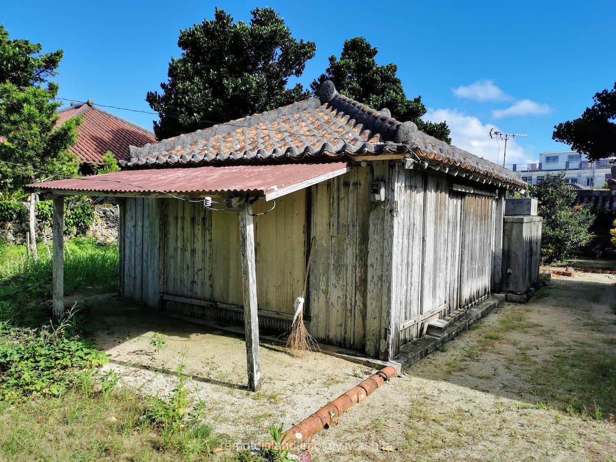 03旧与那国家住宅.jpg 03旧与那国家住宅