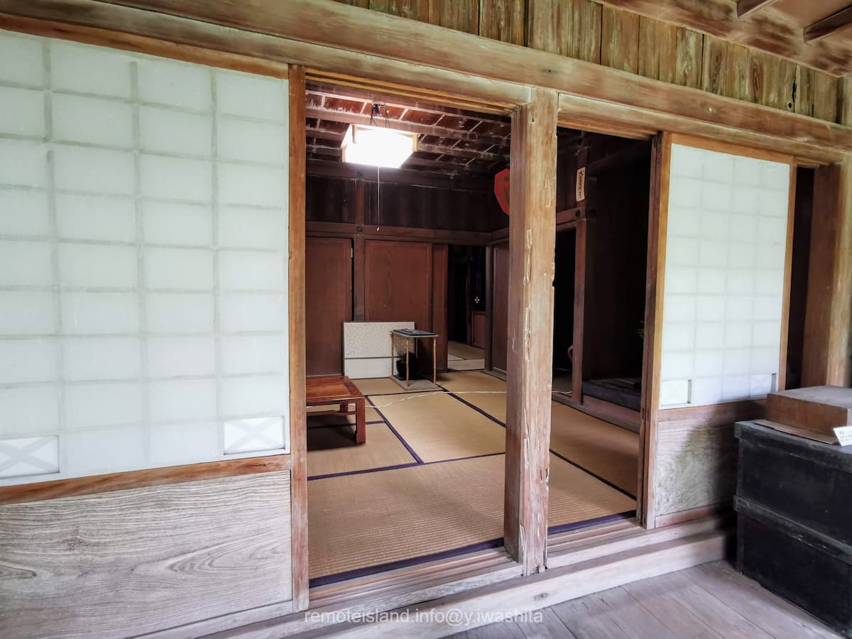 18屋内.jpg 18屋内