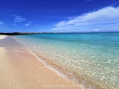 市街地から歩いていける 綺麗なライトブルーの海 ウドノスビーチ【与論島】