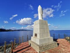 信徒の航海安全・大漁を祈願して建立された希望の聖母像【中通島】