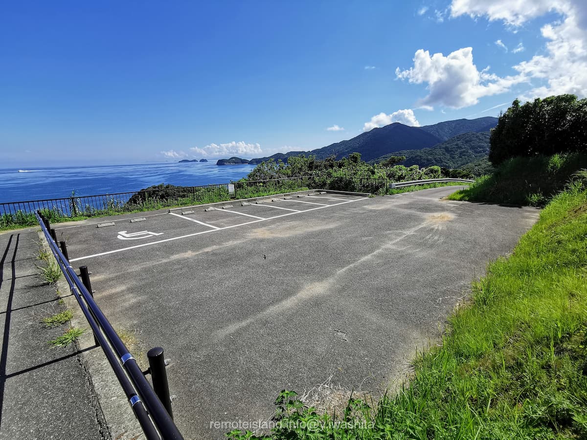 04駐車場