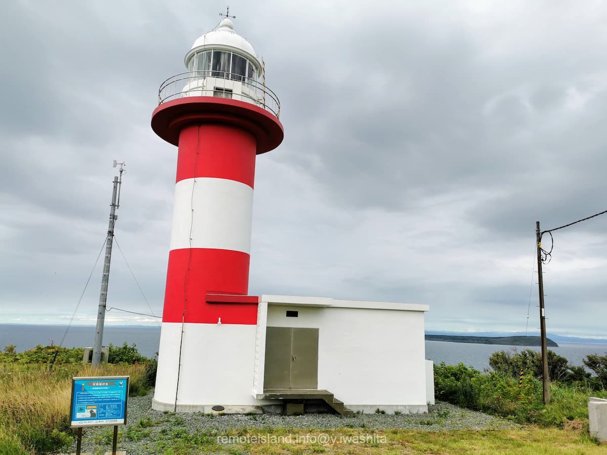 39天売島灯台.jpg 39天売島灯台