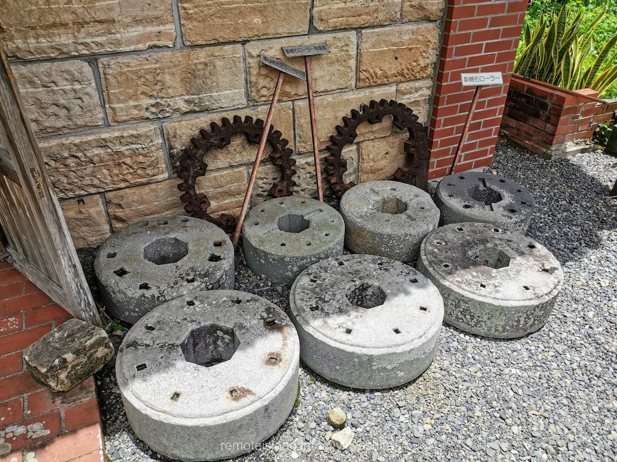 09製糖石ローラー.jpg 09製糖石ローラー