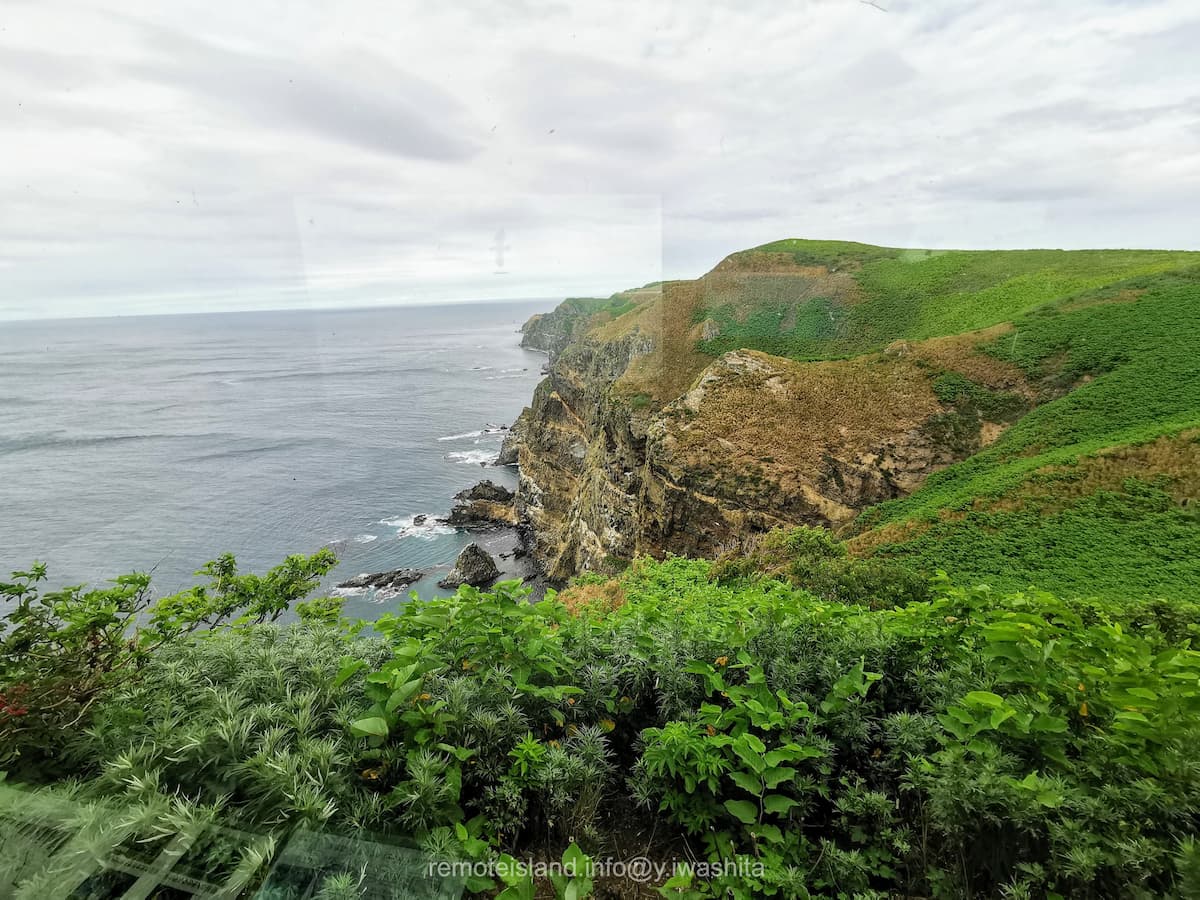 12海鳥観察舎から.jpg 12海鳥観察舎から