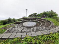 絶景！世界でも珍しい二重カルデラが見える尾山展望公園【青ヶ島】