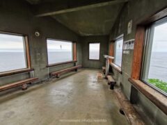 オロロン鳥も戻り中！海鳥観察舎もある千鳥ケ浦園地【北海道 天売島 観光】