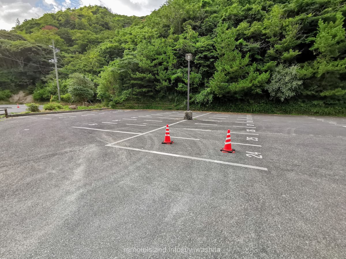 01駐車場.jpg 01駐車場