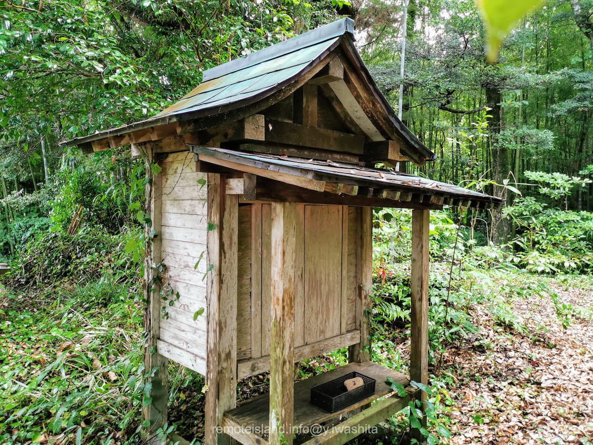 18お社.jpg 18お社